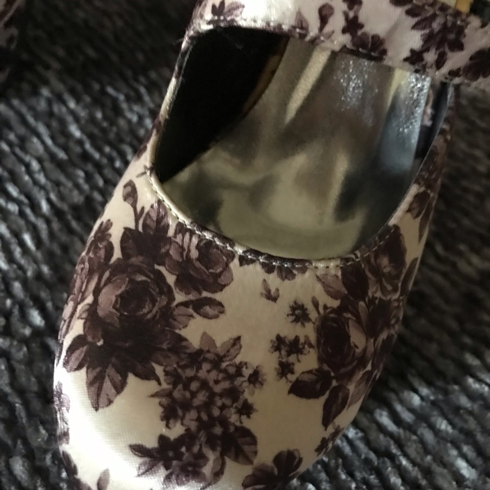 Women silk floral heels